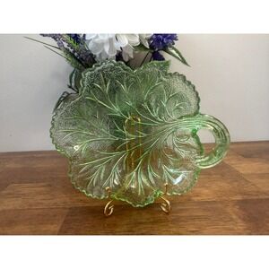 Vintage‎ Indiana Glass Cabbage Leaf Uranium Bon Bon Dish Green Depression Candy